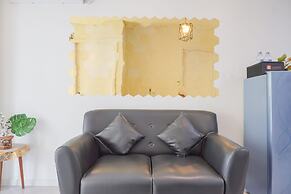 Nice And Comfort 2Br At Daan Mogot City Apartment