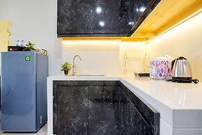 Nice And Comfort 2Br At Daan Mogot City Apartment