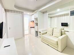 Spacious And Minimalist 2Br Apartment At Parahyangan Residence