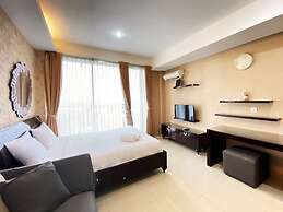 Warm And Cozy Studio At Dago Suites Apartment