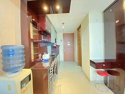 Warm And Cozy Studio At Dago Suites Apartment