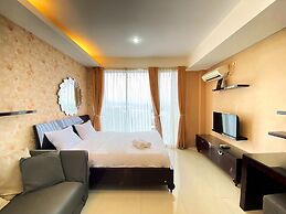 Warm And Cozy Studio At Dago Suites Apartment