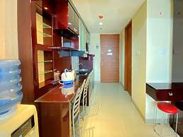 Warm And Cozy Studio At Dago Suites Apartment