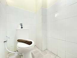 Nice 2Br Apartment At Gateway Ahmad Yani Cicadas