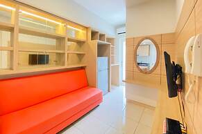 Best Homey And Nice 2Br At Springalake Summarecon Bekasi Apartment