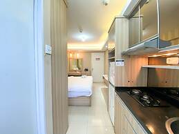 Cozy And Comfy Studio At Bassura City Apartment