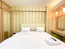 Cozy And Comfy Studio At Bassura City Apartment