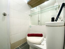 Cozy And Comfy Studio At Bassura City Apartment