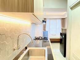 Homey Studio Room At Grand Asia Afrika Apartment