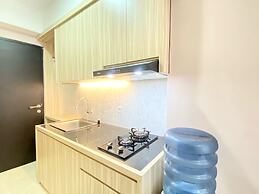 Homey Studio Room At Grand Asia Afrika Apartment