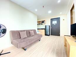 Spacious 2Br Apartment At Grand Asia Afrika