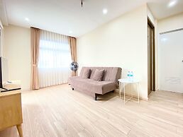 Spacious 2Br Apartment At Grand Asia Afrika