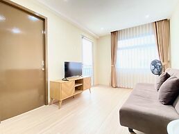 Spacious 2Br Apartment At Grand Asia Afrika
