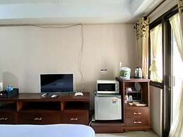 Cozy Studio (No Kitchen) At 1St Floor Metropark Condominium Jabebeka A