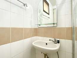 Cozy Studio (No Kitchen) At 1St Floor Metropark Condominium Jabebeka A