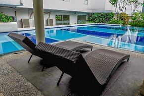 Comfy And Strategic Studio Apartment At Bassura City