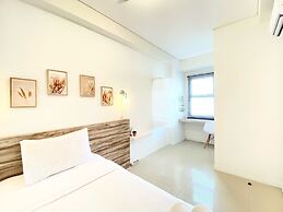 Cheerful And Homey 2Br Apartment At Parahyangan Residence