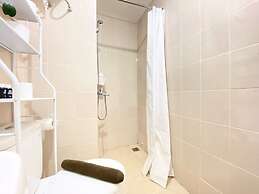 Cheerful And Homey 2Br Apartment At Parahyangan Residence