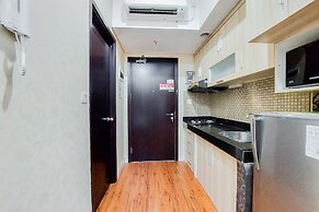 Comfortable And Simply Studio Room Casa De Parco Apartment