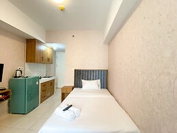 Fully Furnished Studio Springlake Summarecon Bekasi Apartment Near Mal