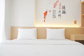 Simply Designed Studio At Daan Mogot City Apartment