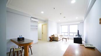 Homey 2Br With Extra Room At Taman Beverly Apartment