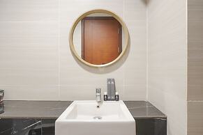 Warm And Simply Studio Room West Vista Apartment