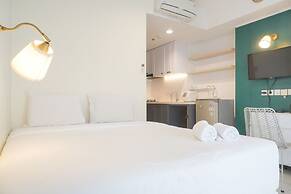 Warm And Simply Studio Room West Vista Apartment