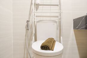 Warm And Simply Studio Room West Vista Apartment