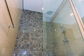 Spacious 3BR Apartment At 8th Floor Veranda Residence Puri