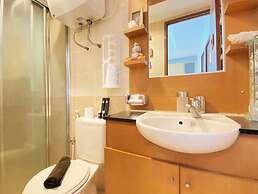 Luxury 3Br At Grand Setiabudi Apartment