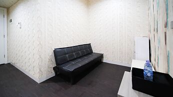 Best Location And Homey 1Br Apartment At Trillium Residence