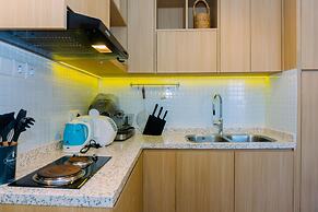 Full Furnished With Modern Design 1Br At West Vista Apartment