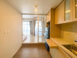 Cozy And Simple Big Studio Vasanta Innopark Apartment