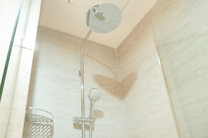 Exclusive And Cozy 1Br At Gold Coast Apartment