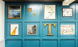 Tiverton Hotel Lounge & Venue