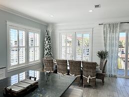 Casamigos 6 Bedroom Home by RedAwning