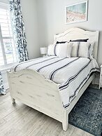 Casamigos 6 Bedroom Home by RedAwning