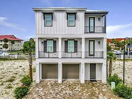 Casamigos 6 Bedroom Home by RedAwning