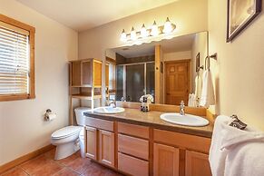 Sandbar Haven 3 Bedroom Home by RedAwning