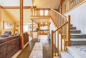 Sandbar Haven 3 Bedroom Home by RedAwning