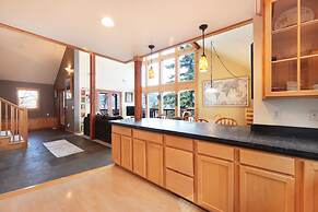 Sandbar Haven 3 Bedroom Home by RedAwning