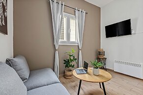 Elefsinian Mysteries Apartments