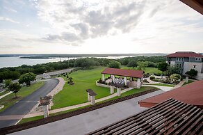 Vintage Villas Hotel & Events