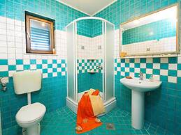 Villa Antonija - Four-bedroom Villa With Terrace and Private Pool