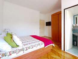 Villa Antonija - Four-bedroom Villa With Terrace and Private Pool