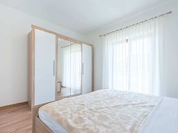 Apartments Lucija - Two Bedroom Apartment With Balcony and Sea View