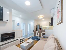 Apartments Lucija - Two Bedroom Apartment With Balcony and Sea View