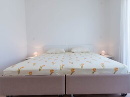 Apartments Lucija - Two Bedroom Apartment With Balcony and Sea View