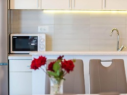 Apartments Lucija - Two Bedroom Apartment With Balcony and Sea View